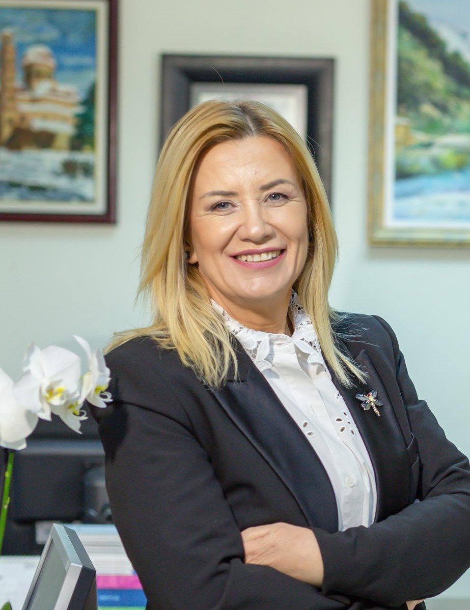 Dr. Ermioni Cekani