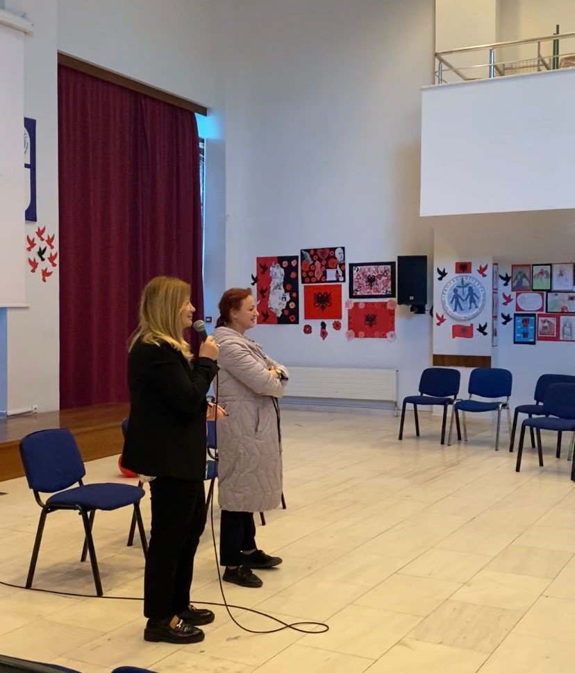 Trajnim me mësuesit dhe nxënësit e shkollës “Protagonistët”